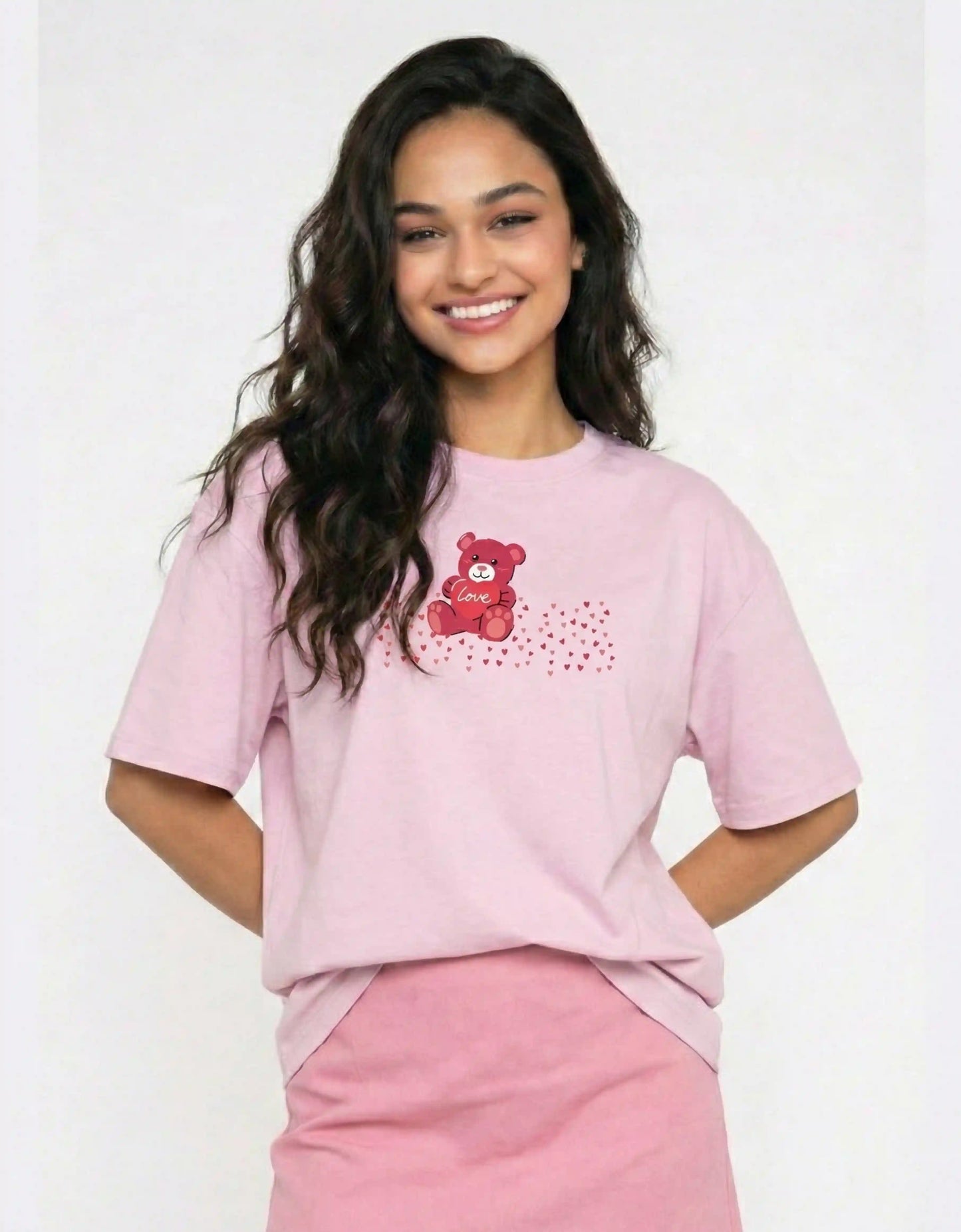 Love Bear – Valentine’s Edition Oversized T-Shirt